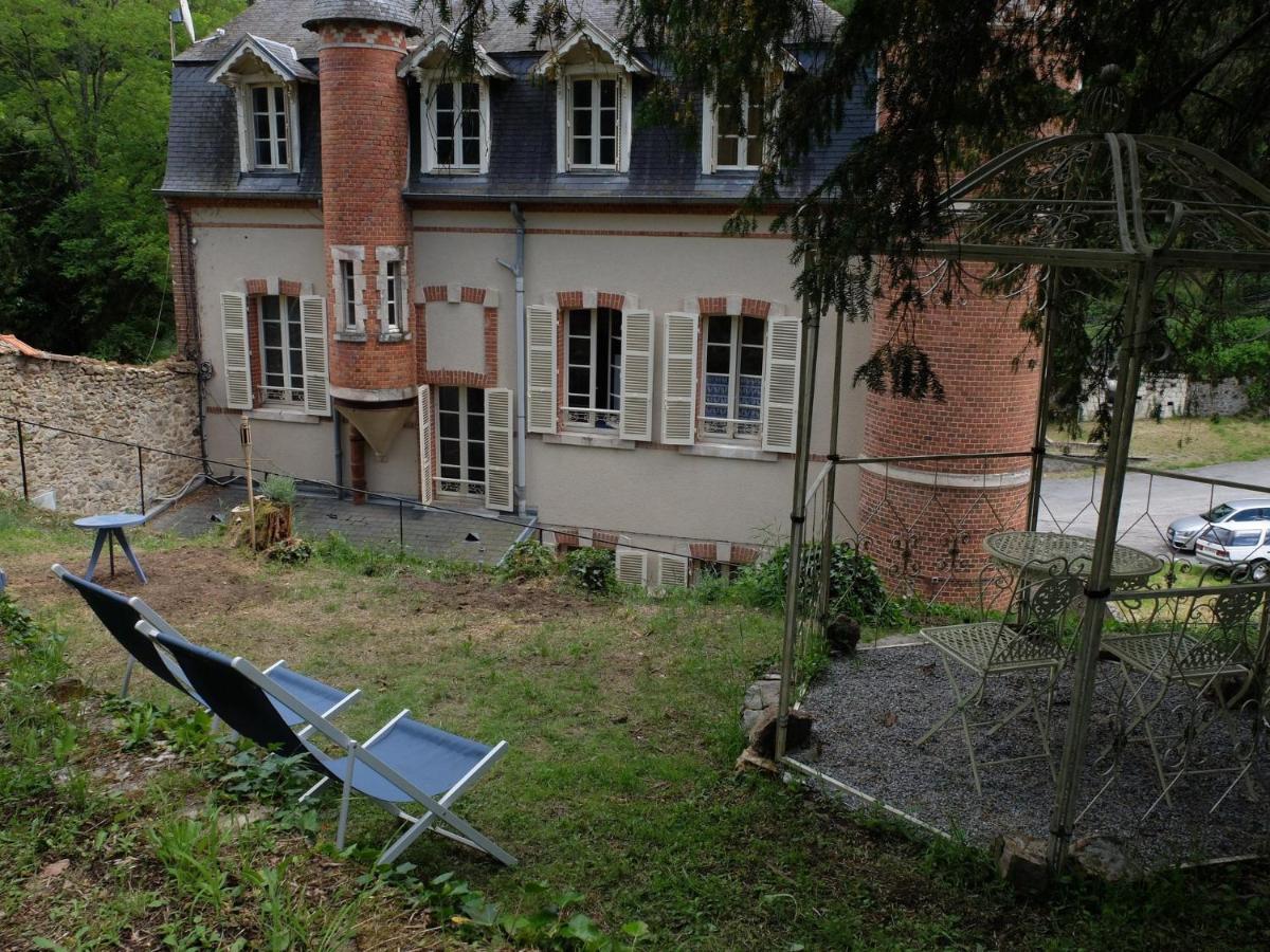 Bed and Breakfast Le Petit Manoir Évaux-les-Bains Exterior foto